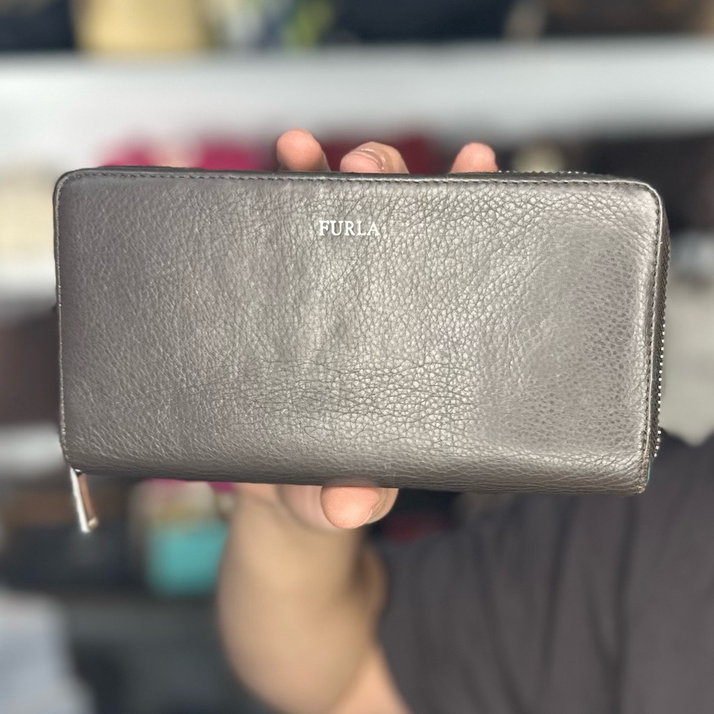 FURLA LONG ZIP WALLET